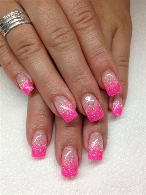 short glitter acrylic nails|short acrylic nails ideas.